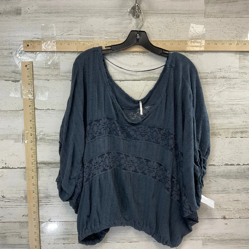 women's tops with floral printsGrey Top Short Sleeve Free People, Size M