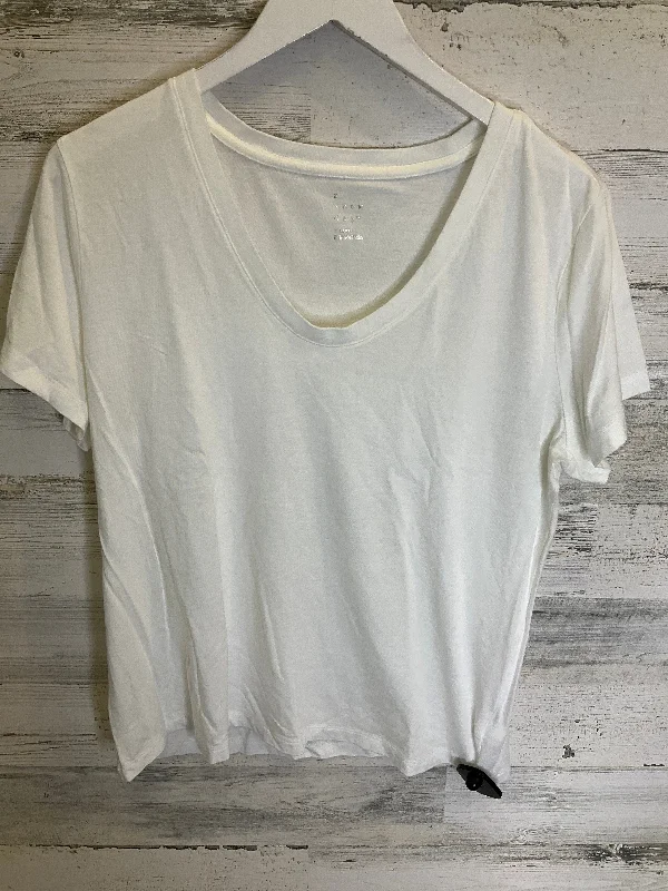 women's tops for those who appreciate subtle and muted tonesWhite Top Short Sleeve Basic A New Day, Size Xl