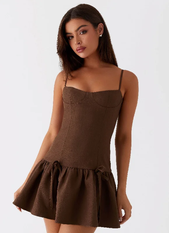 women's hourglass figure dressesRunning Late Mini Dress - Chocolate