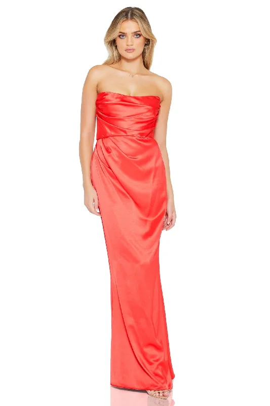 Cocktail DressNookie Emelie Strapless Gown - Red