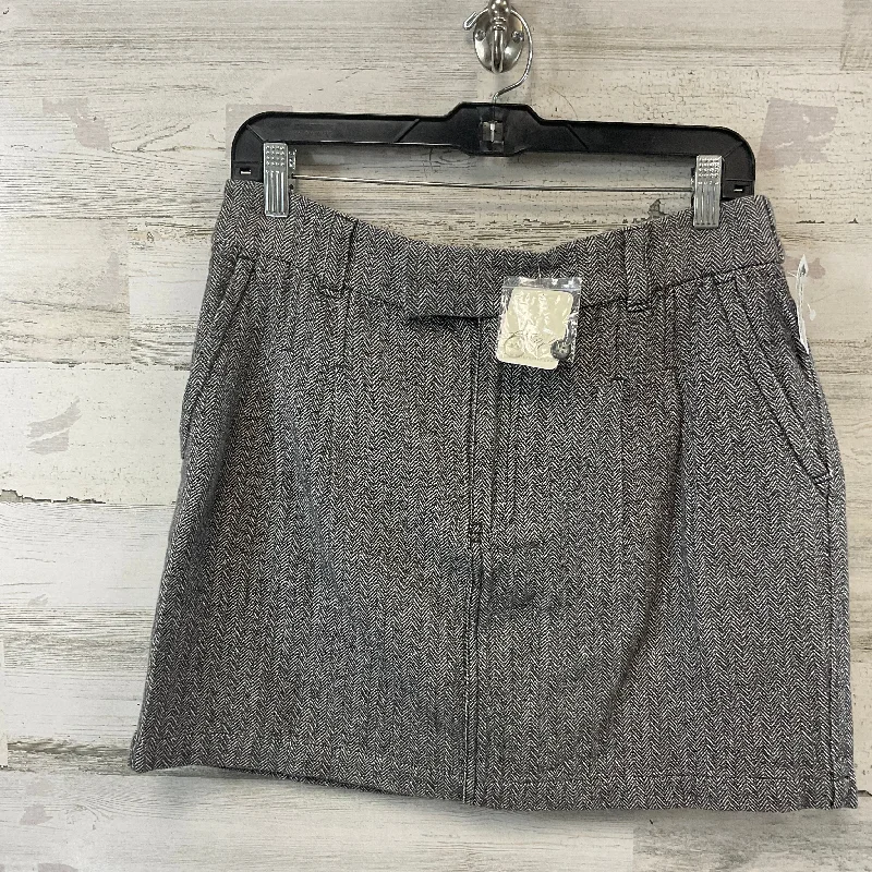 women's figure-flattering business skirtsSkirt Mini & Short By Free People In Grey, Size: S